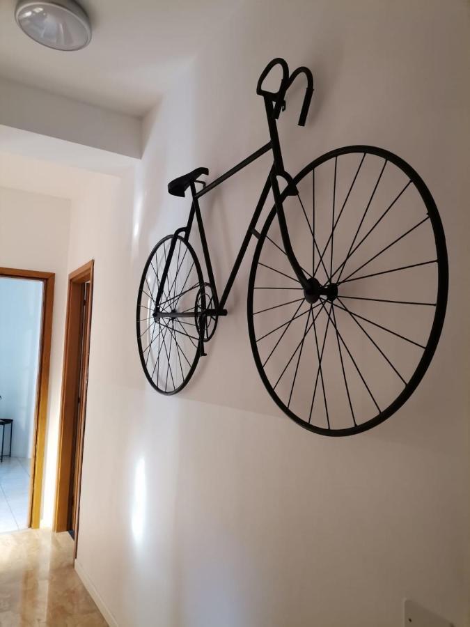 Guesthouse Tree Rooms Industrial Bergamo Kültér fotó